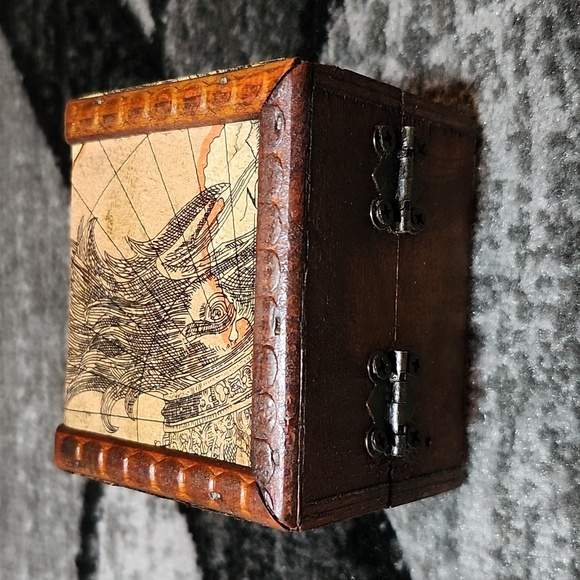 RETRO DISPLAY ORGANIZER STORAGE JEWELRY EAGLE SMALL WOODEN TREASURE BOX - Picture 3 of 12